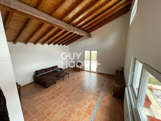  Maison à louer 2 pièces 77 m²