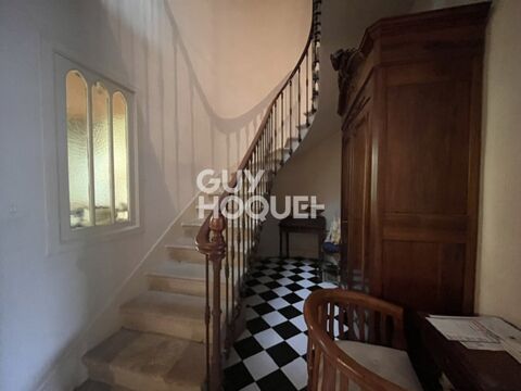   maison Maison - 7 pièce(s) - 190 m²