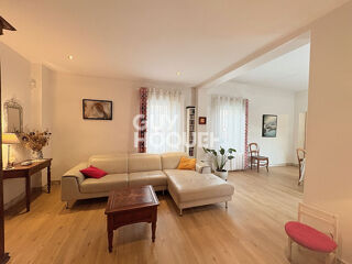  Maison à vendre 10 pièces 232 m²
