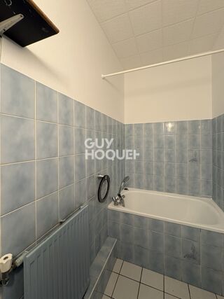  Appartement à louer 2 pièces 42 m²