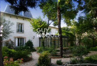 Maison 10 pièces 425 m² · à Carcassonne · 425 m² · 885 000 €
