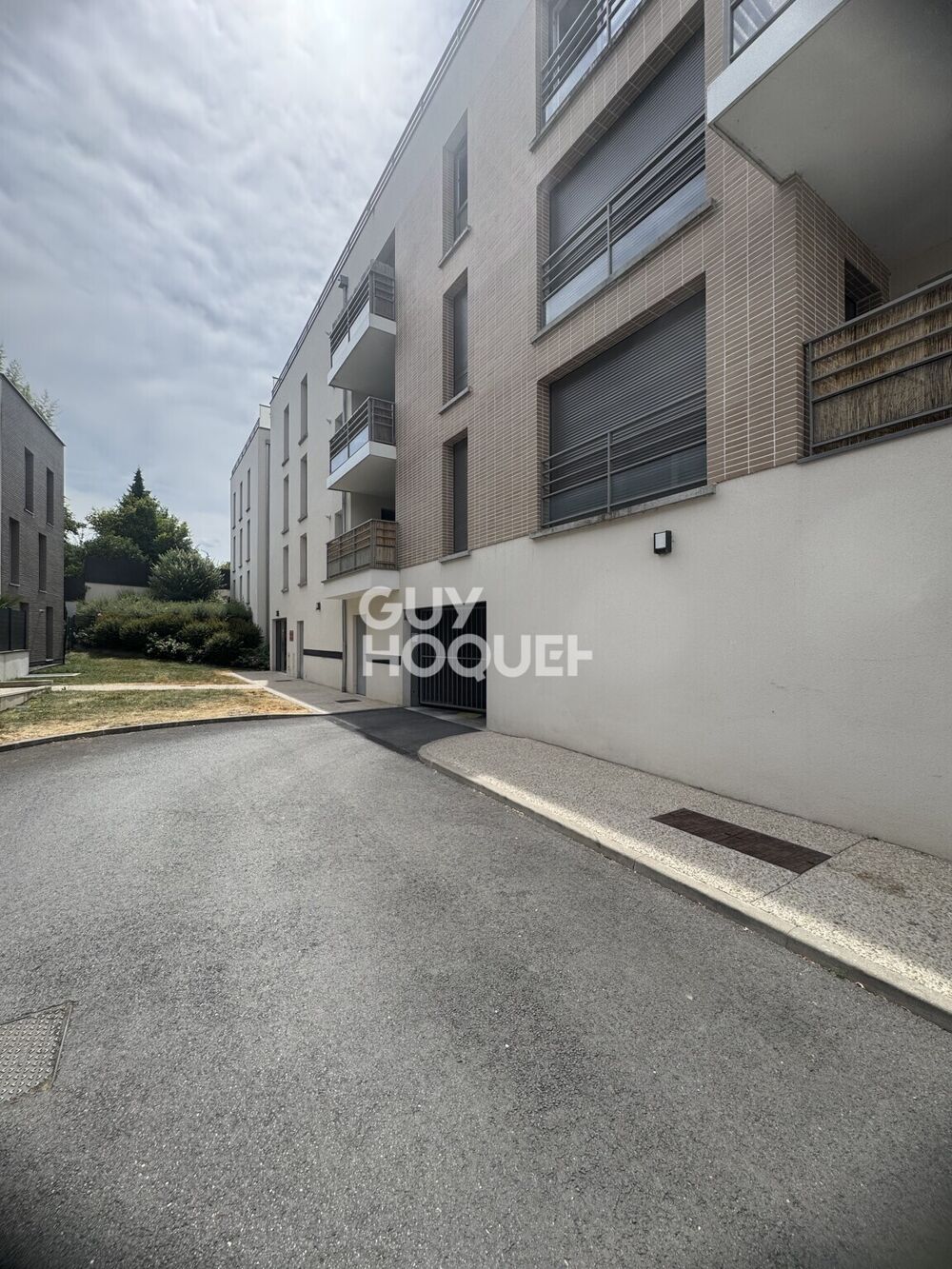 Location Parking/Garage parking Cormontreuil