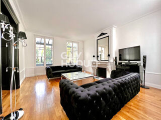  Maison à vendre 10 pièces 273 m²