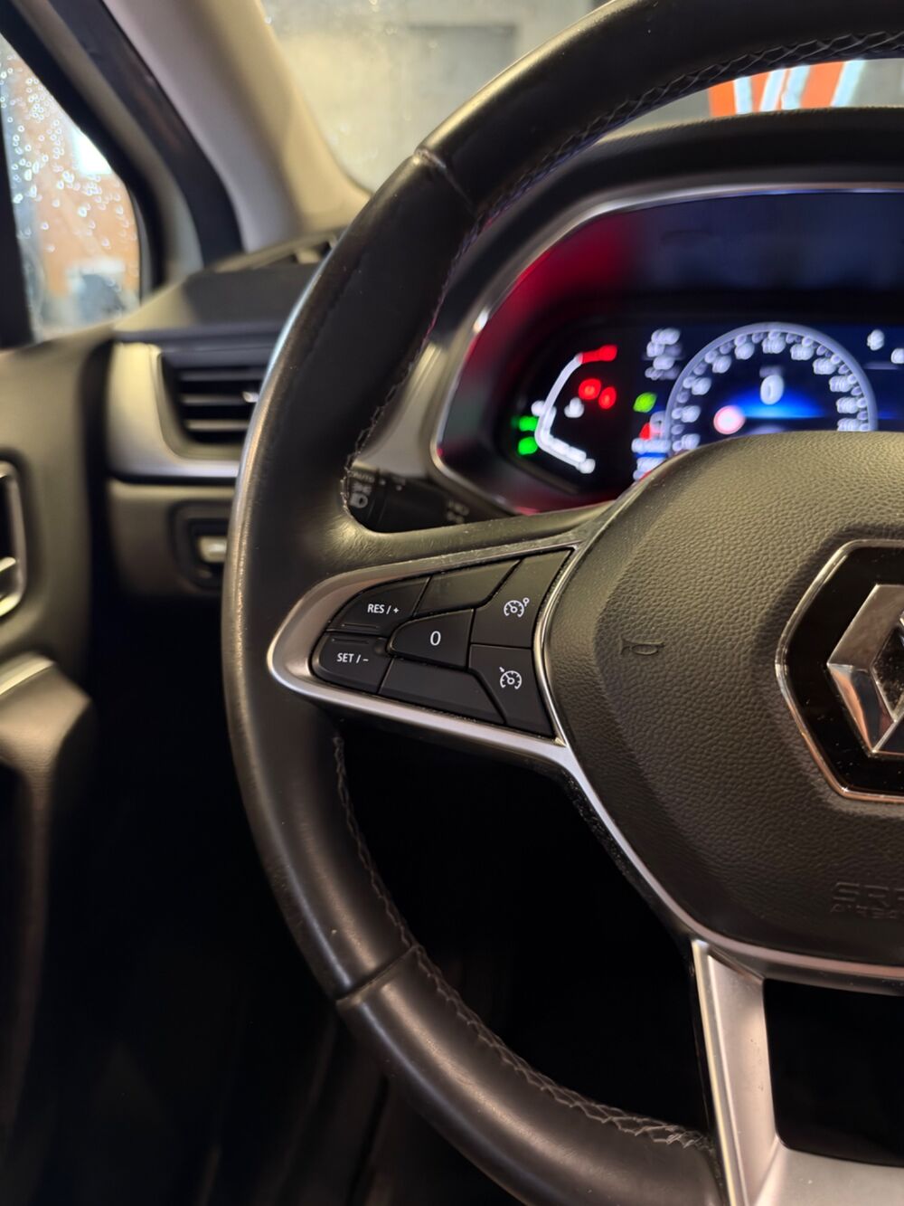 Captur 1.0 TCE 100 INTENS // APPLE CARPLAY // EXCELLENT ETAT // 1 E 2020 occasion 44300 Nantes
