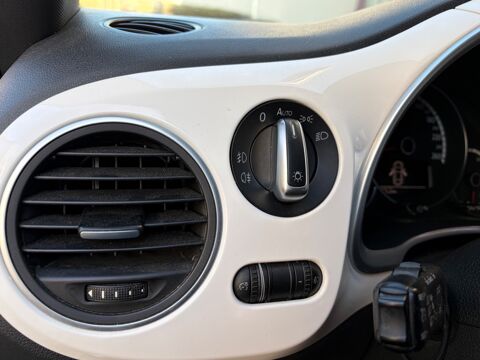 COCCINELLE II 1.6 TDI 105CV - PACK VINTAGE - GARANTIE 12 MOIS 2013 occasion 69150 D&eacute;cines-Charpieu
