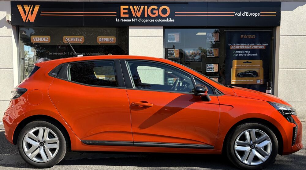 Clio 1.6 E-TECH FULL HYBRID 145 ch EVOLUTION – 1&Egrave;RE MAIN – CARPLA 2025 occasion 77700 Serris