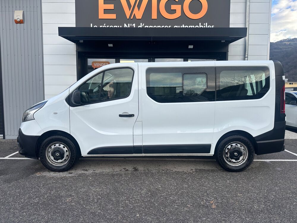 Trafic COMBI 1.6 DCI 125ch L1 LIFE 9 PLACES 2016 occasion 38420 Le Versoud