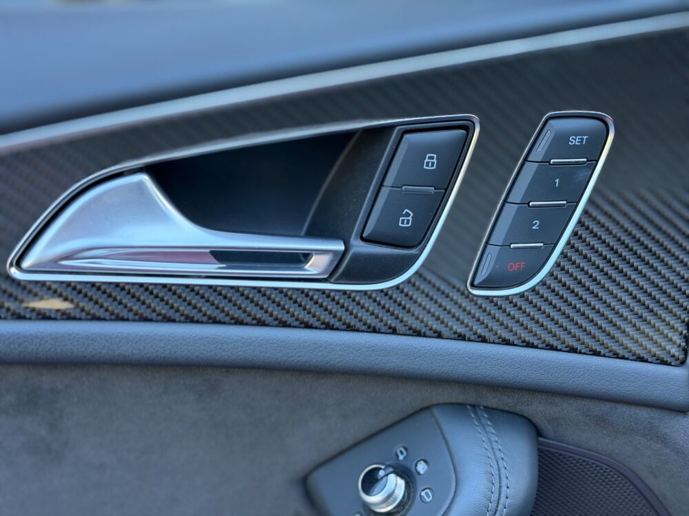 RS6 4.0 TFSI 605 CH PERFORMANCE QUATTRO TIPTRONIC / ENTRETIEN CO 2018 occasion 47000 Agen