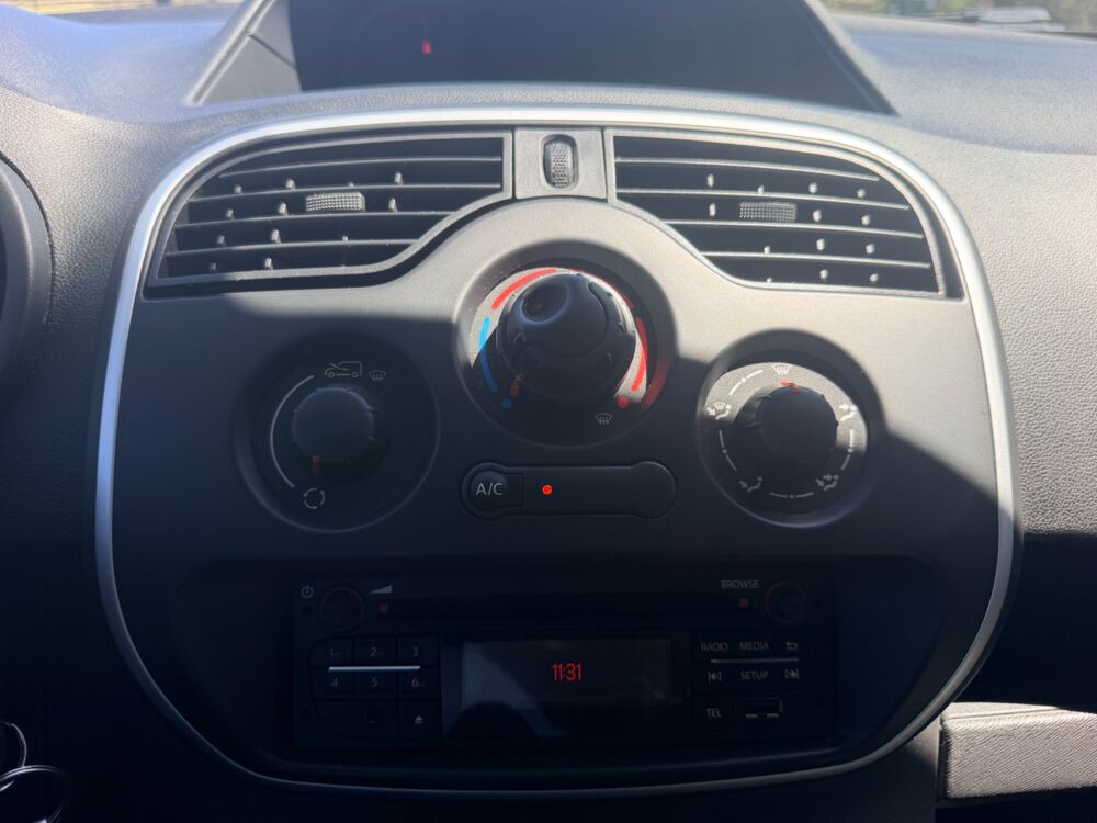 Kangoo Express FOURGON 2 PLACES 1.5 BLUEDCI 80 CONFORT + RADAR AR 2021 occasion 97410 Saint-Pierre