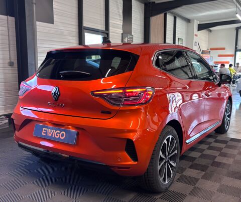 Clio 1.6 E-TECH 145 Ch 90 HYBRID Techno - Entretien RENAULT 2024 occasion 79000 Niort