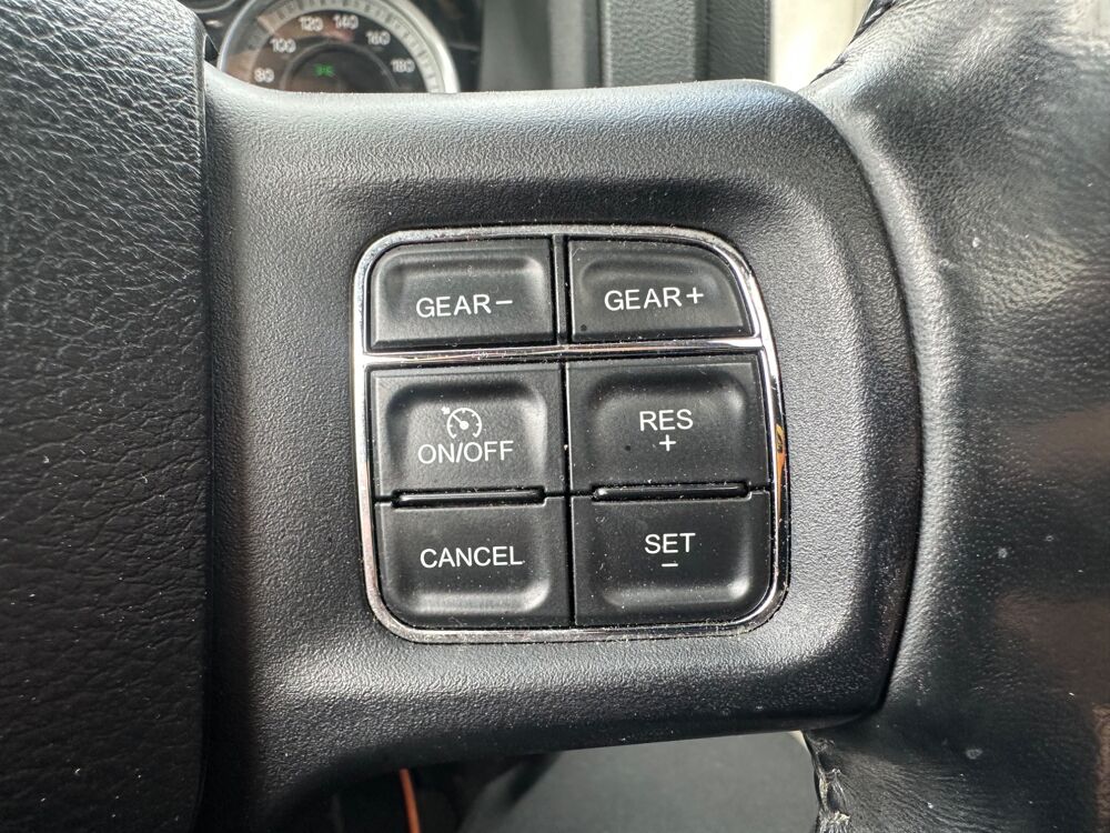 RAM 1500 CREW CAB 3.6 V6 305ch FLEXIFUEL E85 GPL 4WD CAMERA DE R 2015 occasion 38420 Le Versoud