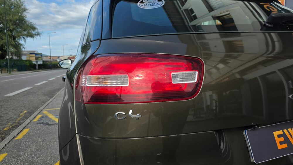 C4 Picasso 1.6 HDI 115 ATTRACTION 2014 occasion 74600 Seynod
