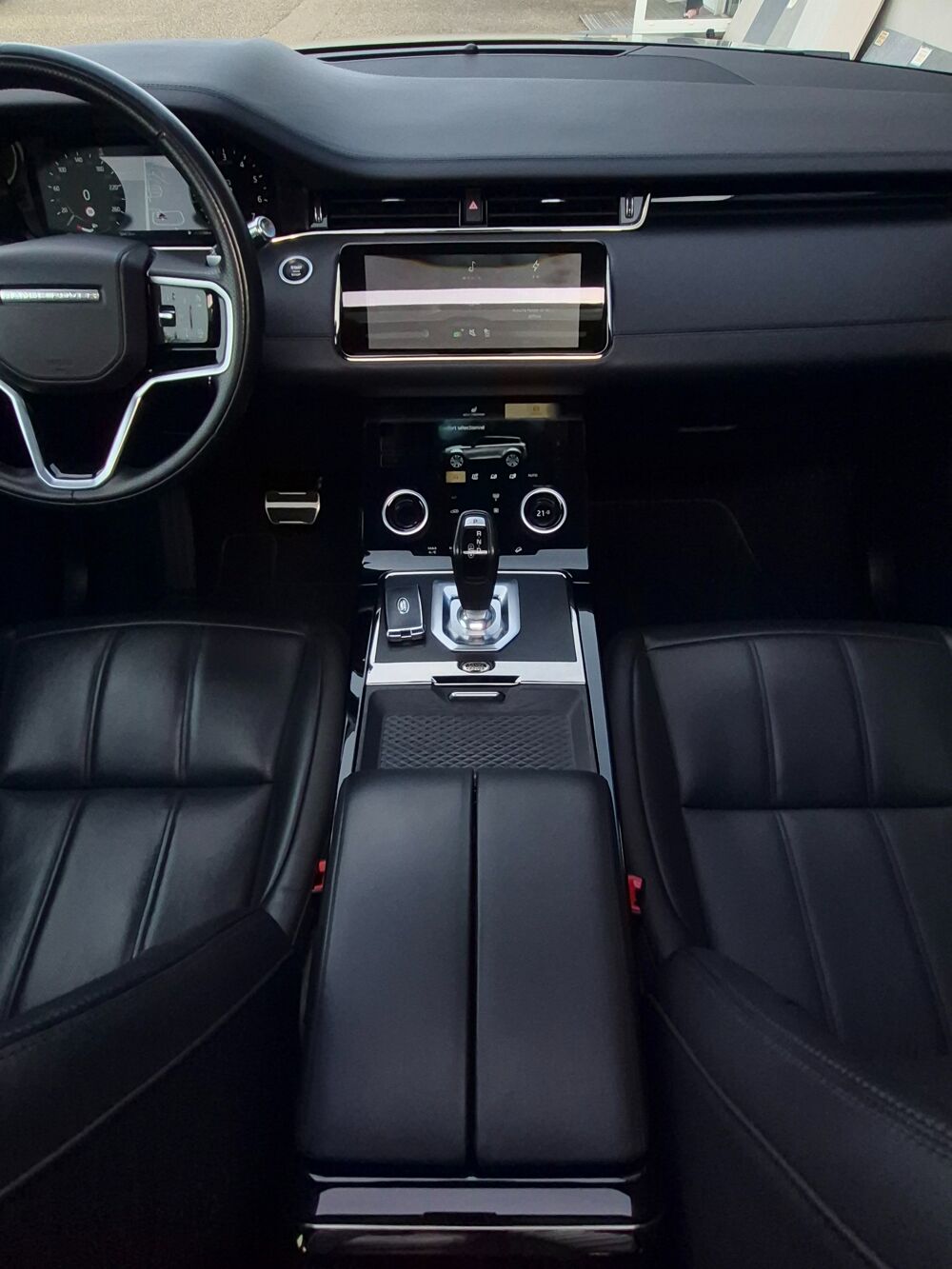 Range Rover Evoque 1.5 P300E 309H 200 PHEV HYBRID 15KWH R-DYNAMIC AUTOBIOGRAPHY 2021 occasion 68170 Rixheim