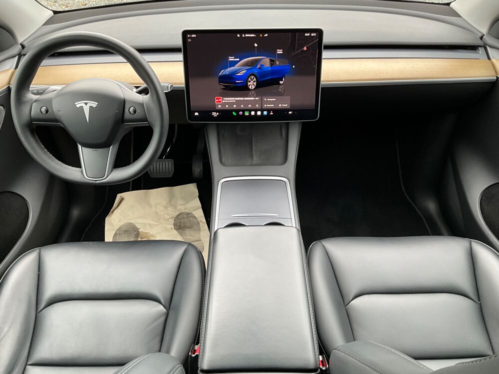 Model Y LONG RANGE DUAL MOTORS 441 CV / 4 roues motrices 2022 occasion 17000 La Rochelle