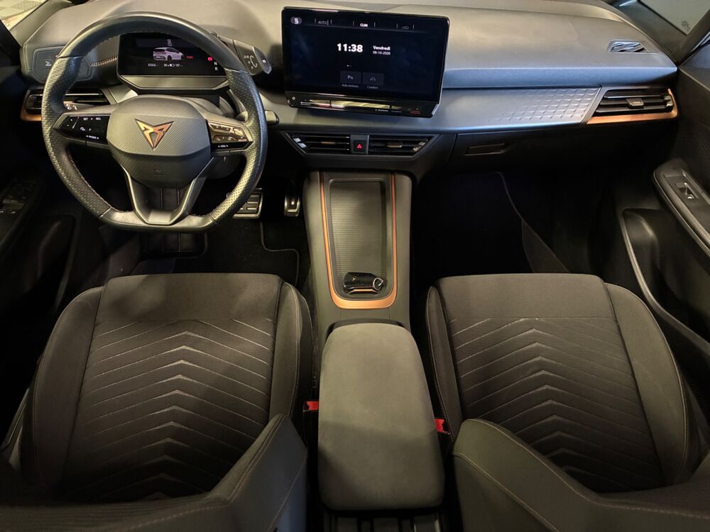 Born V 204CH L 58 KWH V - TOIT PANORAMIQUE FERME - JANTE BLIZZARD 2023 occasion 69400 Arnas