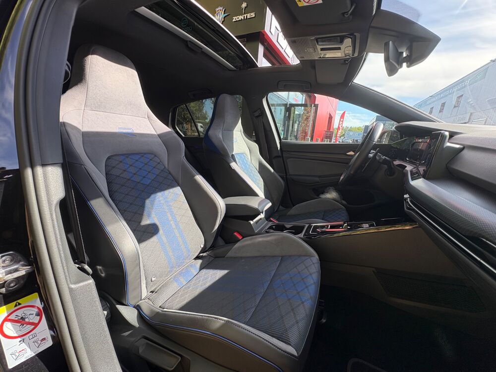 Golf 2.0 TSI 320ch R 4MOTION DSG BVA / TOIT OUVRANT - HARMAN KARD 2023 occasion 76150 Saint-Jean-du-Cardonnay