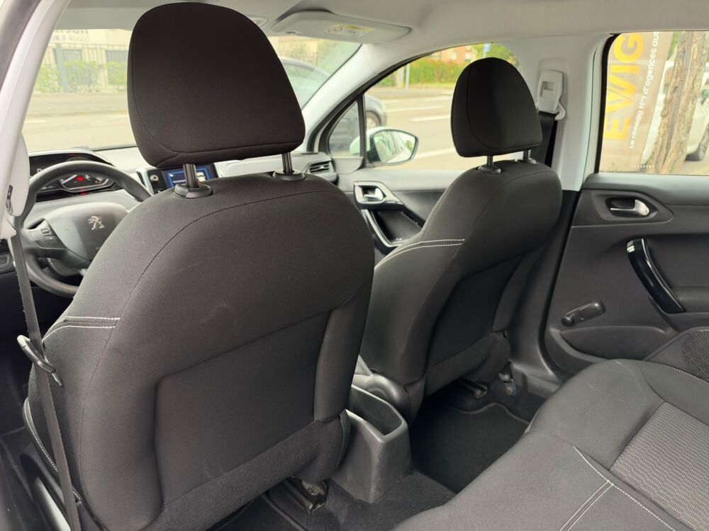 208 1.5 BLUEHDI 100 CH ACTIVE / CARPLAY / CLIMATISATION BI-ZONE 2019 occasion 40000 Mont-de-Marsan
