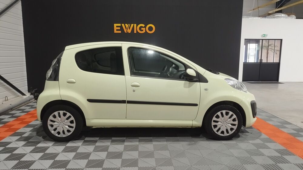 C1 1.0i 70CH CONFORT / IDEAL JEUNE PERMIS / 5 PORTES / BVM5 2012 occasion 17430 Tonnay-Charente