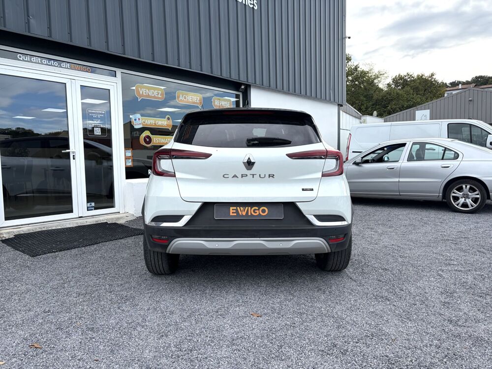 Captur 1.6 E-Tech full hybrid 145ch Techno / Entretien Constructeur 2022 occasion 64122 Urrugne
