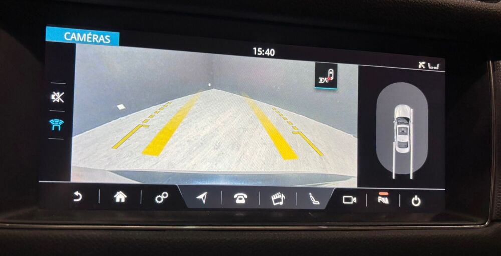 XF 3.0 D 300CH R-SPORT BVA ENTRETIEN JAGUAR CARPLAY TOIT OUVRAN 2016 occasion 60740 Saint-Maximin