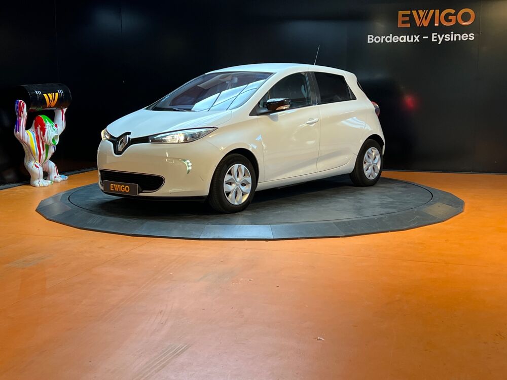 Zo&eacute; R240 ZE 90 22KWH LOCATION BATTERIE CHARGE-NORMALE BVA / SOH 2015 occasion 33320 Eysines