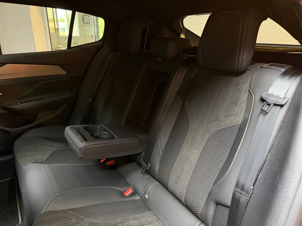 408 1.2 145H - HYBRID GT BVA - CARPLAY - CAM&Eacute;RA DE RECUL - SI&Egrave;GE 2024 occasion 33320 Eysines