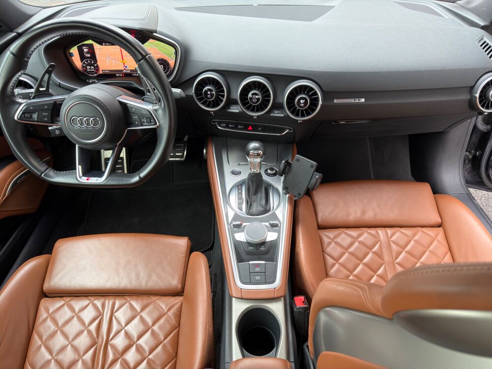 TT 2.0 TFSI 230 ch S-LINE S-TRONIC + MMI + B&O + AUDI EXCLUSIVE 2017 occasion 64320 Idron
