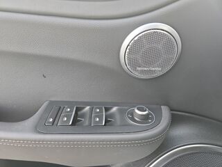 Giulia 2.2 JTDM 210 VELOCE Q4 BVA 2019 occasion 38590 Saint-&Eacute;tienne-de-Saint-Geoirs