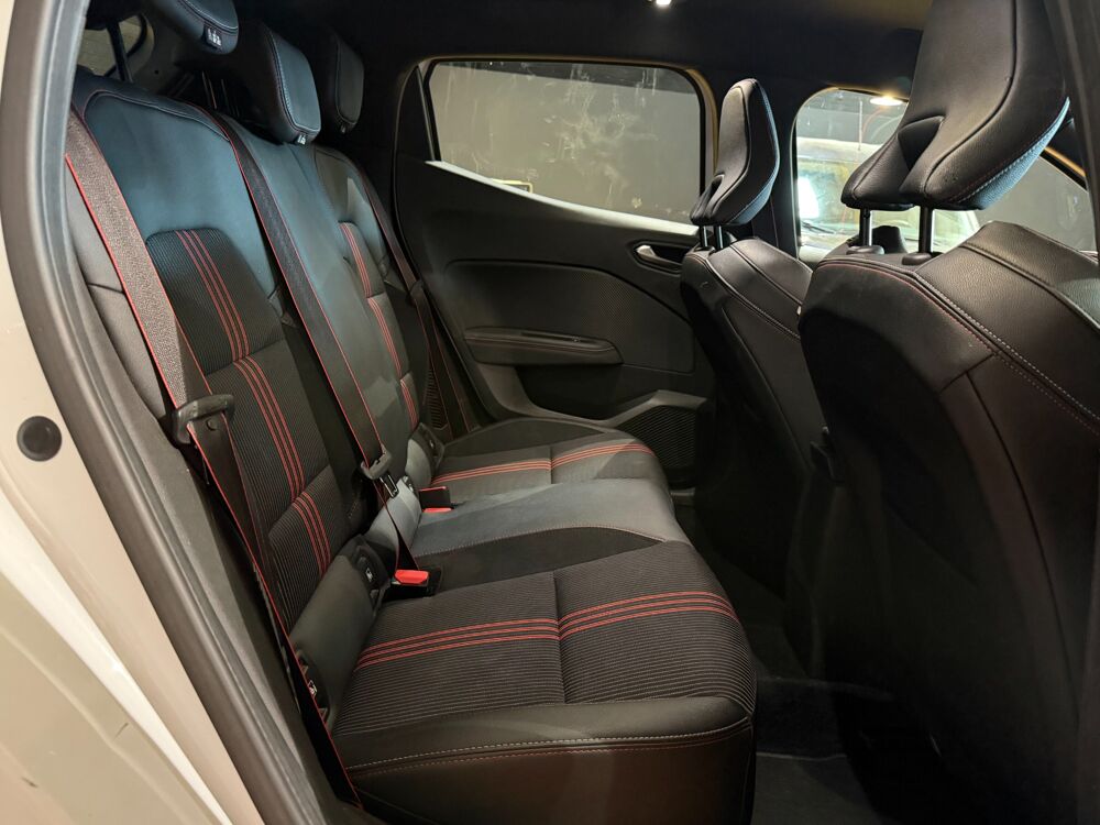 Clio E-TECH HYBRIDE 145ch ENGINEERED 2022 occasion 81990 Puygouzon