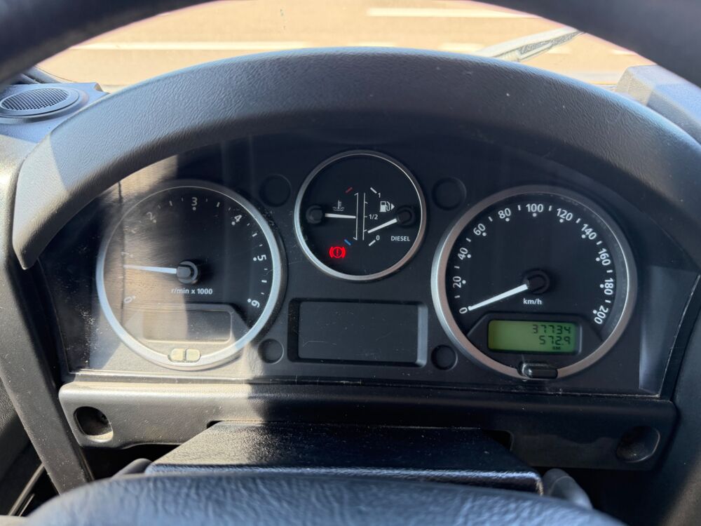 Defender 130 PICKUP 5 PLACES 2.4 TD4 122 CH 4WD CLIMATISATION 2010 occasion 40000 Mont-de-Marsan
