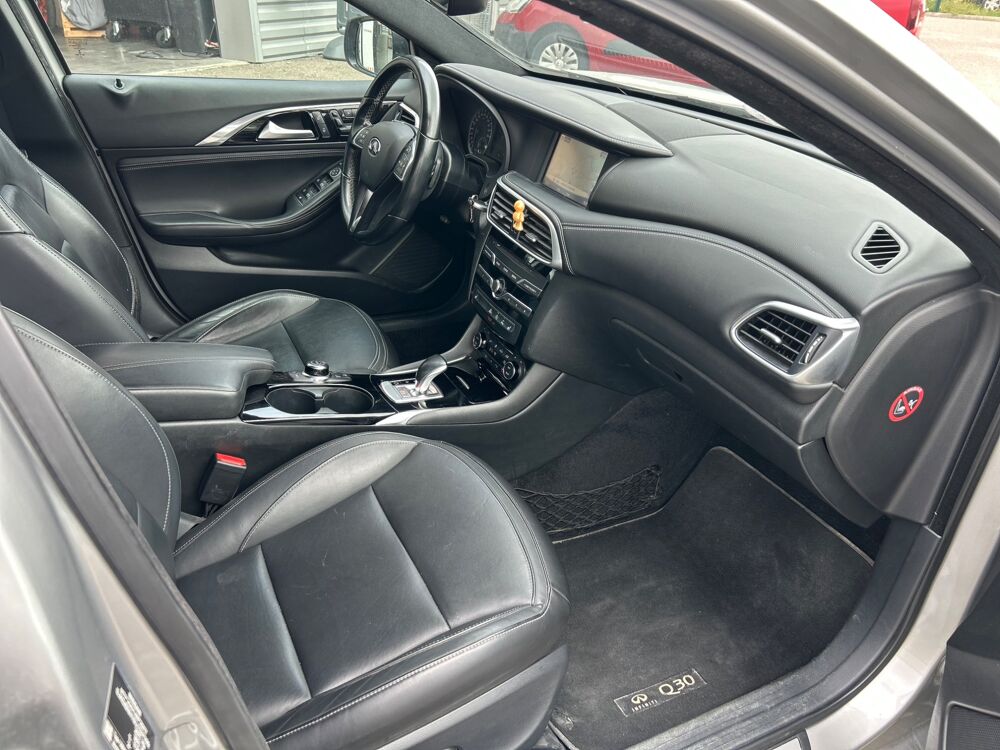 QX30 2.2 D 170 EXECUTIVE AWD DCT BVA 2017 occasion 47000 Agen