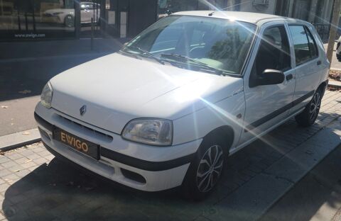 Clio 1.4 75 FIDJI BVA 1997 occasion 33100 Bordeaux