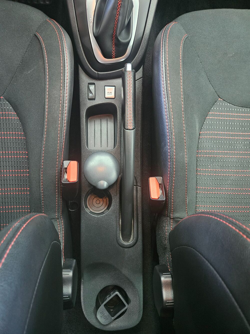 Clio 1.6 TCE 200 ENERGY RS EDC BVA 2017 occasion 38590 Saint-&Eacute;tienne-de-Saint-Geoirs