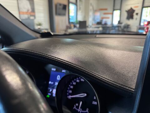 C-HR 1.8 VVT-I 122 Ch 100 FULL-HYBRID 0.85KWH- EDITION- ATTELAGE- 2020 occasion 79000 Niort