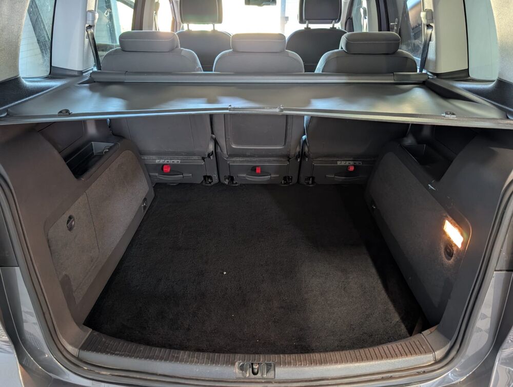 Touran 2 (II) 1.6 TDI 105 ch BUSINESS CONFORT LINE 2012 occasion 65290 Juillan