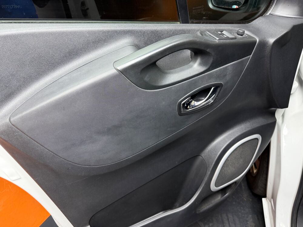 Vivaro FOURGON 1.6 CDTI BI-TURBO 125 L1H1 ECOFLEX PACK PLUS CLIM S 2017 occasion 33320 Eysines
