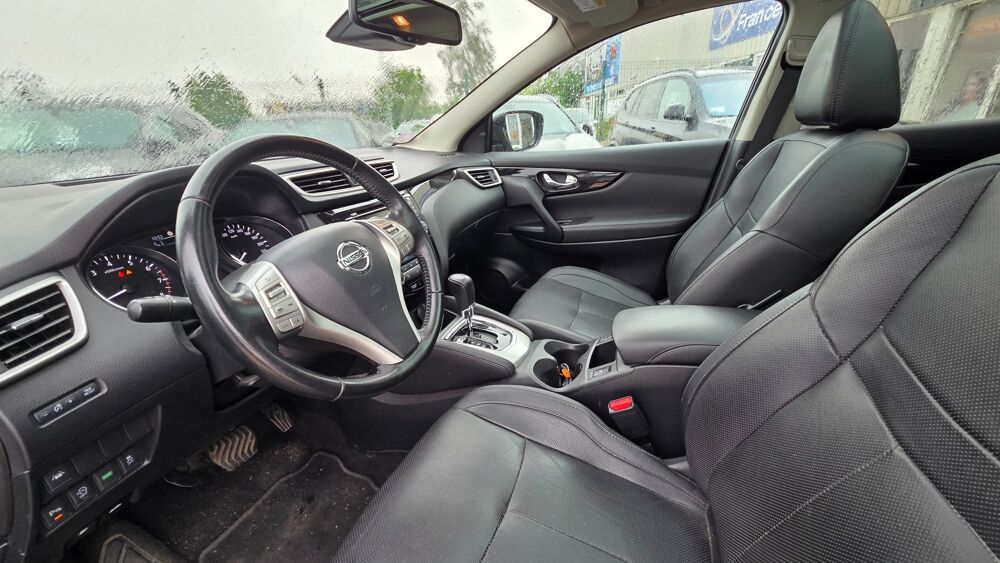 Qashqai 1.2 DIGT 115ch TEKNA 2WD X-TRONIC - CAMERA 360 - TOIT PANO - 2015 occasion 27000 &Eacute;vreux