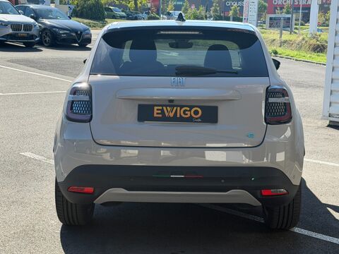 Fiat 600 ELECTRIC 155ch 54KWH LA-PRIMA BVA / SOH 95% / CARPLAY / SIEG 2024 occasion 17100 Saintes