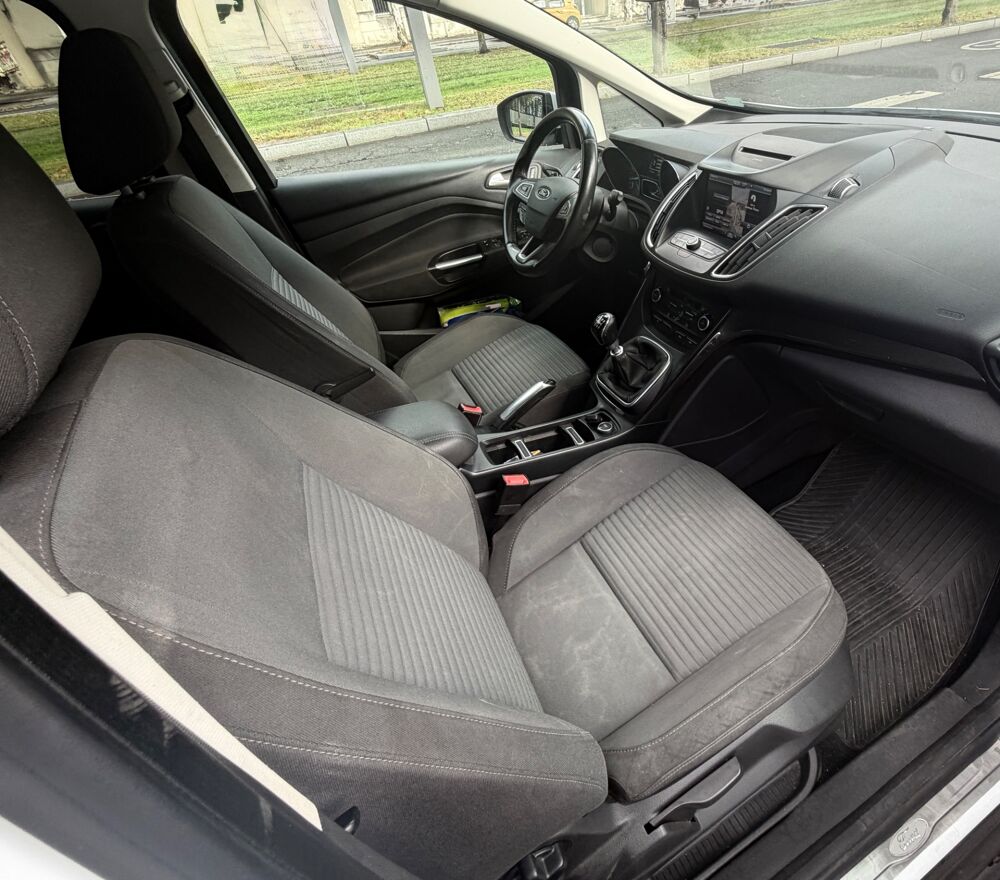 Grand C-MAX 1.0 ECOBOOSt 125 TITANIUM START-STOP 2016 occasion 33100 Bordeaux