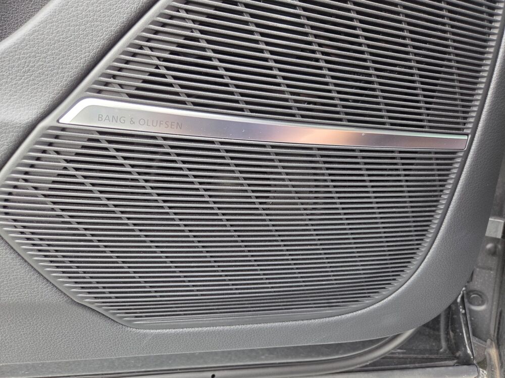 Q8 3.0 60 TFSIE 490H 340 PHEV HYBRID 25.9KWH COMPETITION QUATTR 2024 occasion 33210 Maz&egrave;res