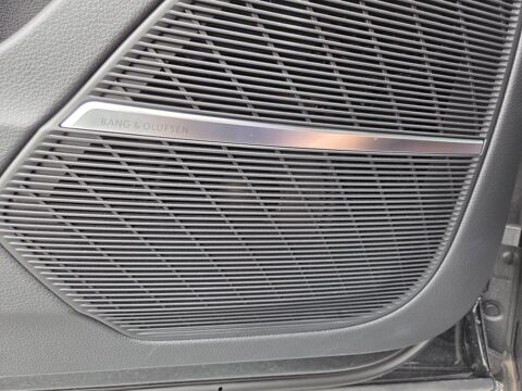 Q8 3.0 60 TFSIE 490H 340 PHEV HYBRID 25.9KWH COMPETITION QUATTR 2024 occasion 33210 Maz&egrave;res