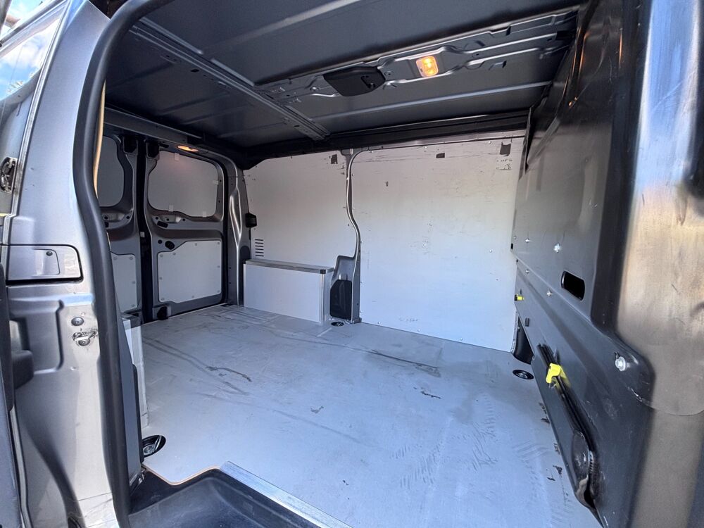 Expert FOURGON 2.0 BLUEHDI 175 l1 PREMIUM PLUS EAT BVA START-STOP 2019 occasion 94370 Sucy-en-Brie
