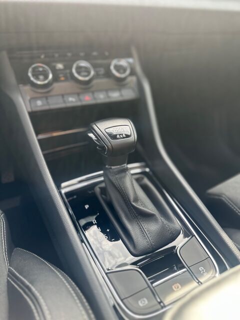 Karoq 2.0 TDI 150 SCR STYLE 4X4 DSG BVA 2019 occasion 25000 Besan&ccedil;on
