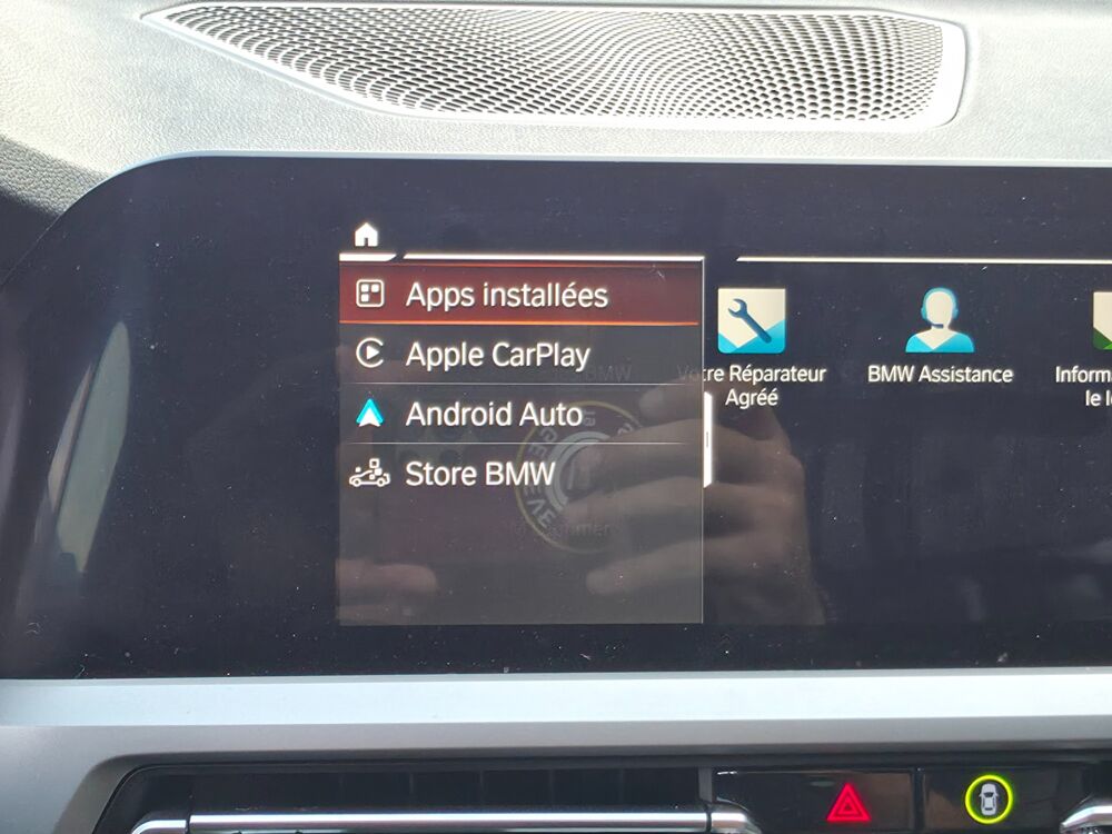 S&eacute;rie 3 TOURING 2.0 318 D 150ch BVA / CAMERA CARPLAY SANS FIL HAYON 2019 occasion 17100 Saintes