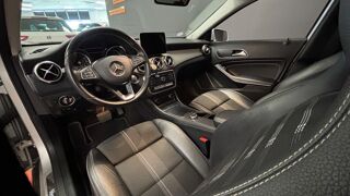 Classe GLA 200 156ch SENSATION 7G-DCT BVA 2017 occasion 34430 Saint-Jean-de-V&eacute;das