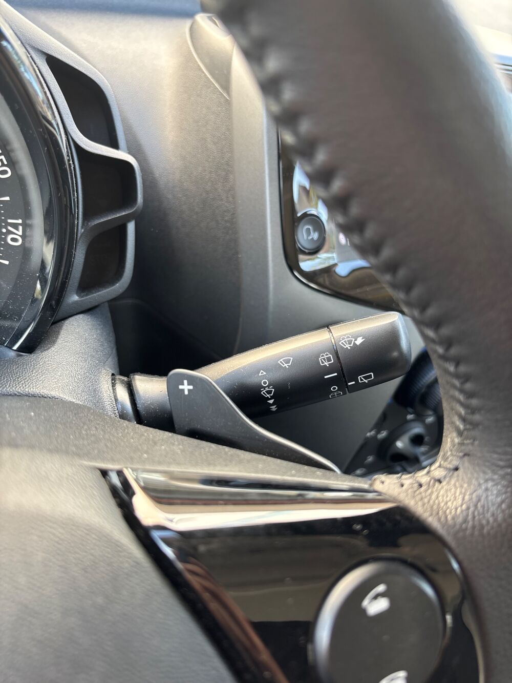 Aygo 1.0 VVTI 72CH X-PLAY X-SHIFT BVA - 1ERE MAIN - SUIVI COMPLET 2021 occasion 57600 Forbach