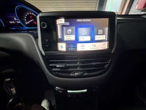 208 GENERATION-I 1.6 E-HDI 115 CH FELINE-TOIT PANO-BLUETOOTH 2013 occasion 60740 Saint-Maximin