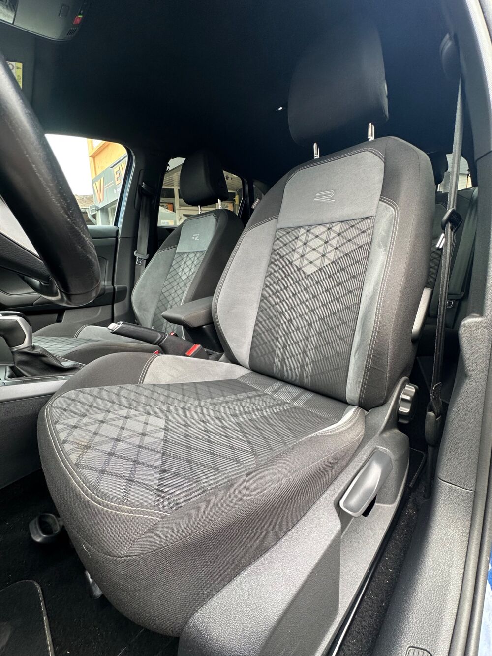 Taigo 1.5 TSI 150CH R-LINE DSG bva 2022 occasion 25000 Besan&ccedil;on