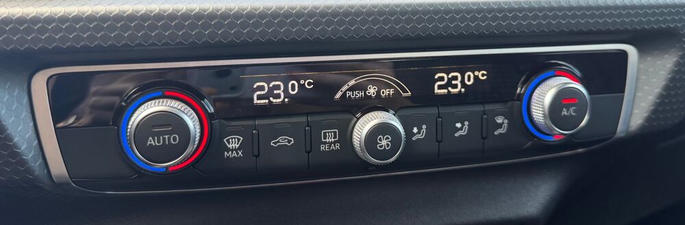 A1 II 30 TFSI 110 ADVANCED S TRONIC 7 + CAMERA + CARPLAY + ACCE 2023 occasion 97410 Saint-Pierre
