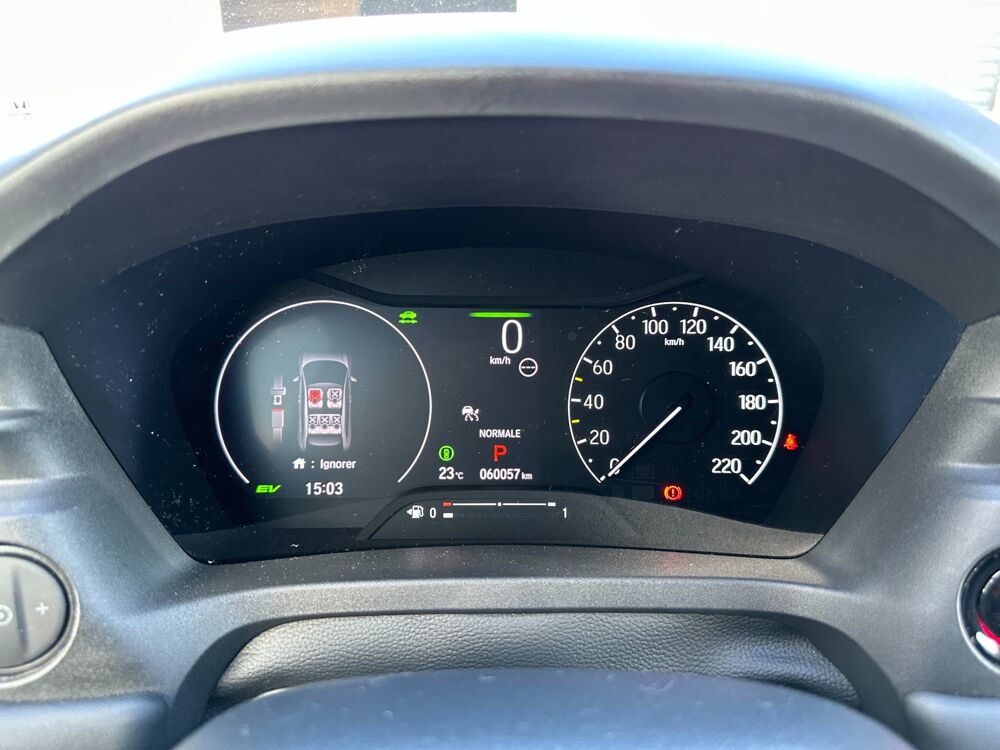 HR-V 1.5 I-MMD 131 CH / EXECUTIVE / SUIVI HONDA - CAMERA - CARPLA 2022 occasion 44220 Cou&euml;ron